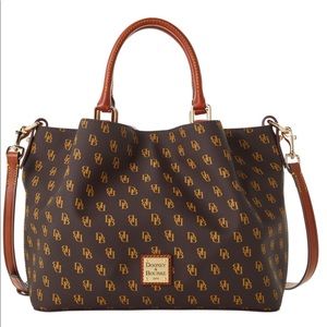 Gretta Brenna
Style NG1905BM
Color: Brown Tmoro